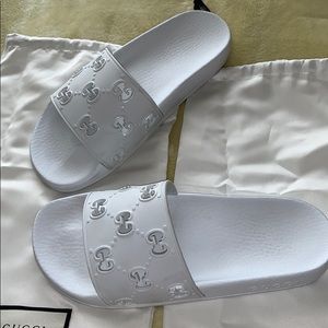 Women’s US 8 Gucci Slides in White